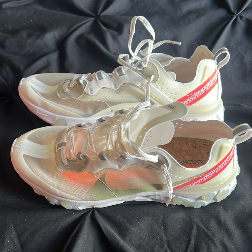 Nike React
